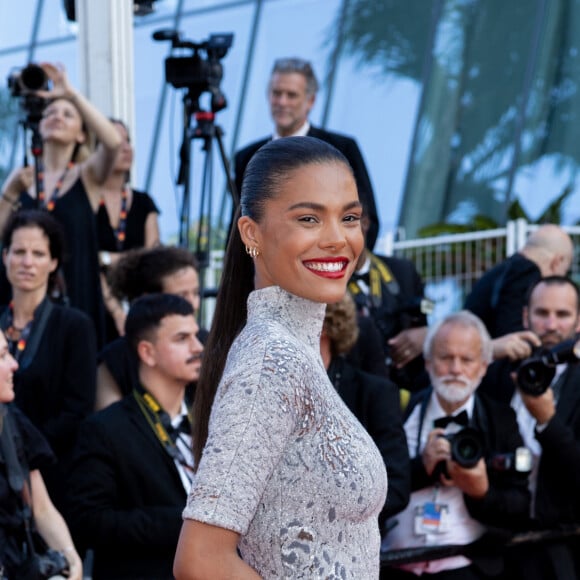 Tina Kunakey - Montée des marches du film " Asteroid City " lors du 76ème Festival International du Film de Cannes, au Palais des Festivals à Cannes. Le 23 mai 2023 © Jacovides-Moreau / Bestimage