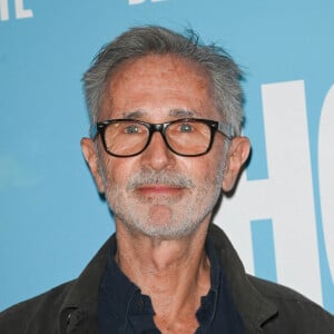 Thierry Lhermitte - Avant-première du film "Hommes au bord de la crise de nerfs" au cinéma Pathé Wepler à Paris. Le 11 mai 2022 © Coadic Guirec / Bestimage