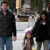 Jason Bateman, de sortie à Los Angeles, le dimanche 21 février, avec son épouse Amanda, et sa fille Francesca.