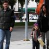 Jason Bateman, de sortie à Los Angeles, le dimanche 21 février, avec son épouse Amanda, et sa fille Francesca.