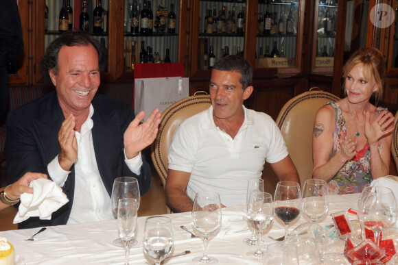 Julio Iglesias, Antonio Banderas et Mélanie Griffith