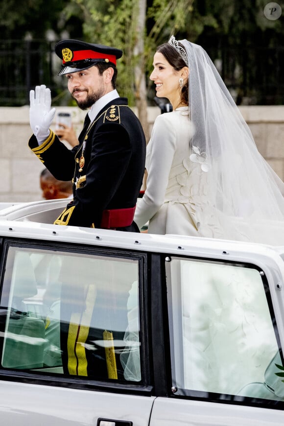 Elle a épousé le prince Hussein, futur roi de la Jordanie.
Mariage du prince Hussein de Jordanie et de Rajwa al Saif, au palais Zahran à Amman Jordanie), le 1er juin 2023. 