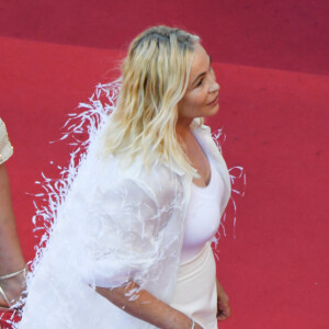 Emmanuelle Béart - Montée des marches du film « Elvis » lors du 75ème Festival International du Film de Cannes. Le 25 mai 2022 © Pool / Bestimage