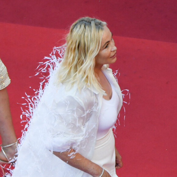 Emmanuelle Béart - Montée des marches du film « Elvis » lors du 75ème Festival International du Film de Cannes. Le 25 mai 2022 © Pool / Bestimage