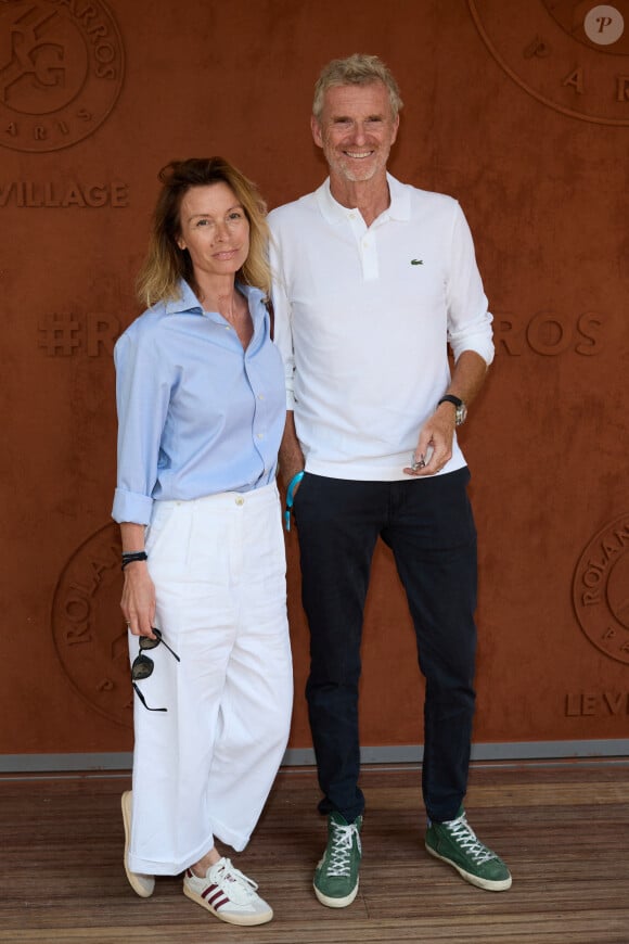 Denis Brogniart et sa femme Hortense au village lors des Internationaux de France de tennis de Roland Garros 2023, à Paris, France, le 6 juin 2023. © Jacovides-Moreau/Bestimage