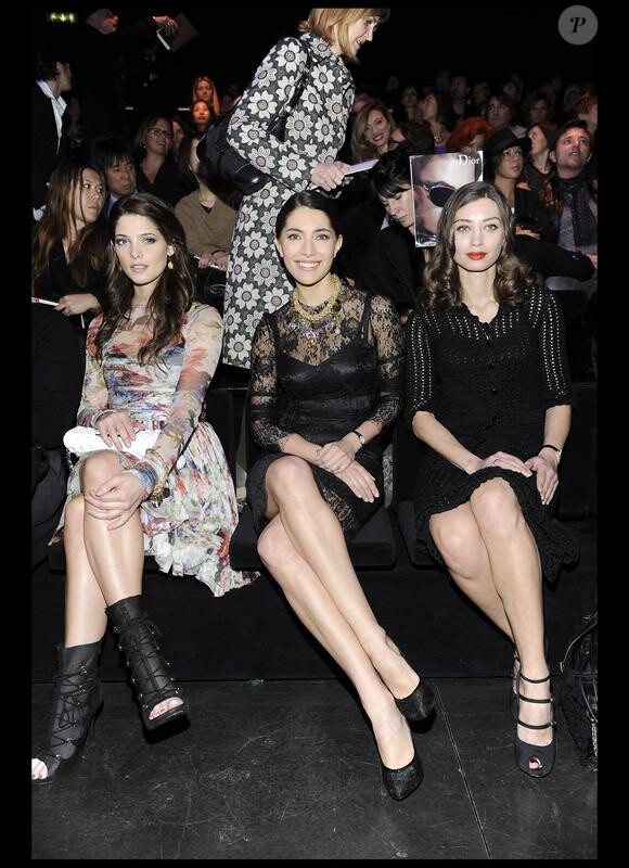 Ashley Greene, Caterina Murino et Margaret Made au défilé Dolce & Gabbana à Milan, le 28 février 2010