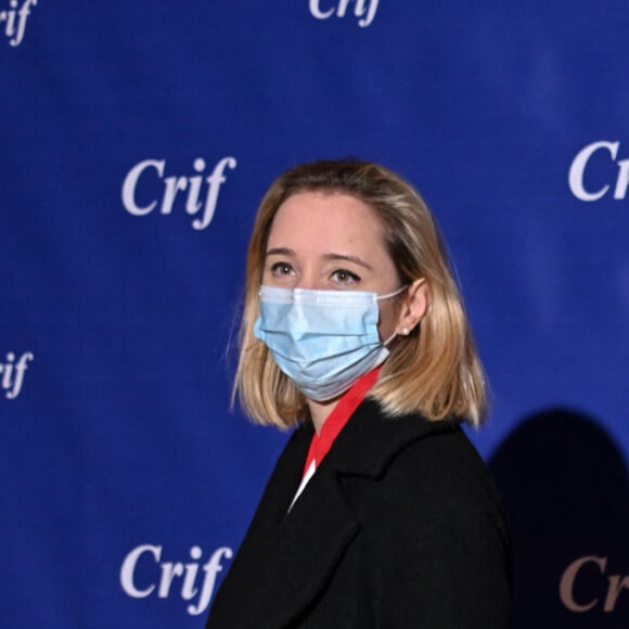 Xavier Bertrand et Vanessa Williot lors du photocall du 36ème dîner du CRIF (Conseil Représentatif des Institutions juives de France) au Carrousel du Louvre à Paris, France, le 24 février 2022. © Lionel Urman/Panoramic/Bestimage 