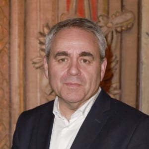 Xavier Bertrand lors de la soirée de remise des trophées des Révélations Séries Mania à Paris au Musée des Arts Forains le 21 novembre 2022. © Christophe Aubert via Bestimage  