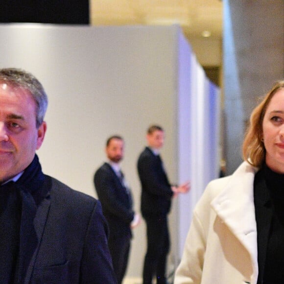 Xavier Bertrand et Emmanuelle Gontier lors du 34ème dîner du Conseil représentatif des institutions juives de France (CRIF) au Carrousel du Louvre à Paris, FRance, le 20 février 2019. © Christian Liewig/Pool/Bestimage 