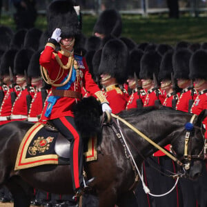 Le prince William est devenu le colonel des gardes gallois au mois de décembre 2022.
Le prince de Galles salue lors de la revue du colonel, pour Trooping the Colour, à Horse Guards Parade à Londres, avant le défilé d'anniversaire du roi. Photo by Jonathan Brady/PA Wire/ABACAPRESS.COM