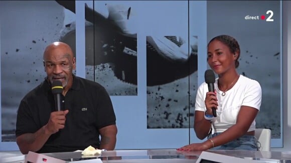 Mike Tyson à Roland-Garros : sa fille de 14 ans (déjà très forte au tennis) se fait couper la parole en pleine interview !