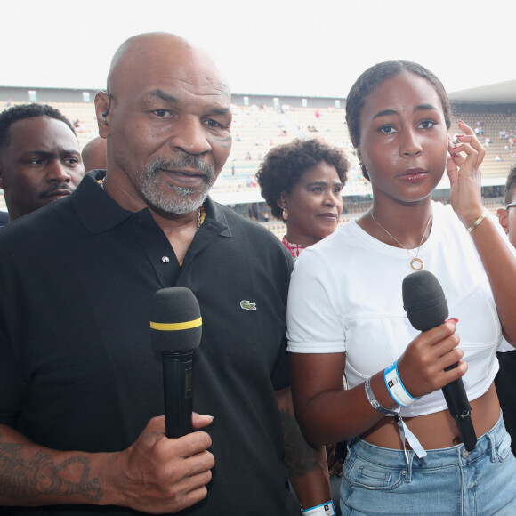 Exclusif - Mike Tyson et sa fille Milan Tyson vont donner une interview ensemble sur le Plateau de France Télévision lors des Internationaux de France de Tennis de Roland Garros 2023 - Jour 15 à Paris le 11 Juin 2023. © Bertrand Rindoff / Bestimage 
