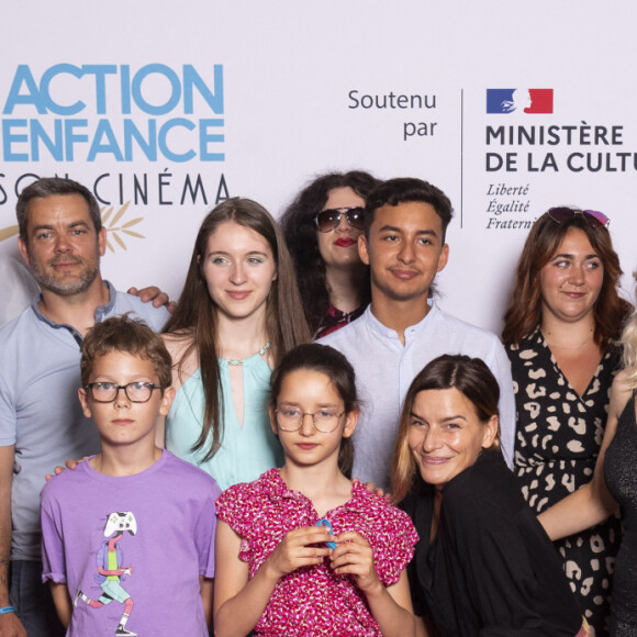 Fauve Hautot et son équipe - 6e édition "Action Enfance fait son cinéma" au Grand Rex à Paris le 12 juin 2023. © Pierre Perusseau/Bestimage