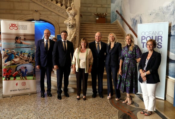 Le prince Albert II de Monaco et Estelle Lefébure - Cérémonie de remise de prix du concours pédagogique "Oceano pour Tous" au musée Océanographique de Monaco, le 13 juin 2023. © Jean-François Ottonello/Nice Matin/Bestimage