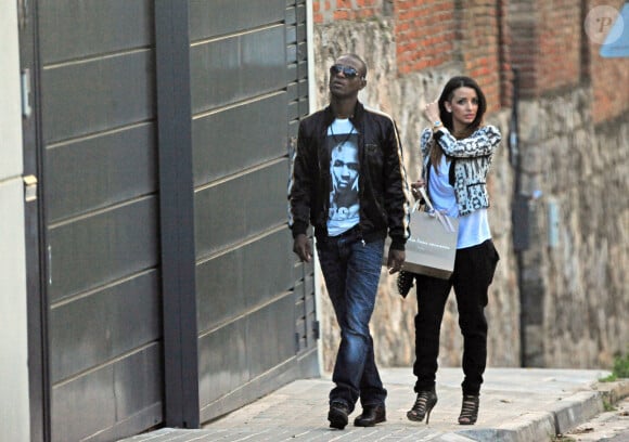 Eric Abidal et sa petite amie - Anniversaire de Cesc Fabregas a Barcelone le 4 mai 2013.