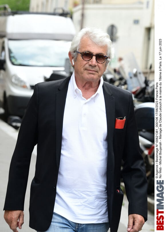 Michel Boujenah - Mariage de Claude Lelouch à la mairie du 18ème à Paris. Le 17 juin 2023. ©Agence / Bestimage
