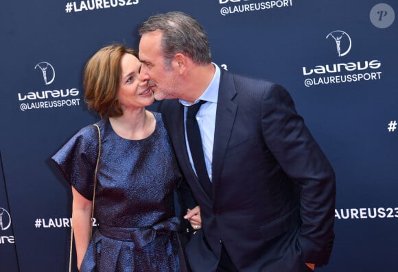 Jean Dujardin et sa femme Nathalie Péchalat - Red Carpet de la cérémonie " 2023 Laureus World Sports Awards" à Paris le 8 mai 2023 . Veeren/Bestimage
