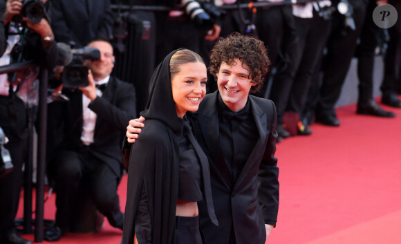 Vincent Lacoste, Adèle Exarchopoulos - Montée des marches du film " Elémentaire " pour la cérémonie de clôture du 76ème Festival International du Film de Cannes, au Palais des Festivals à Cannes. Le 27 mai 2023 © Jacovides-Moreau / Bestimage