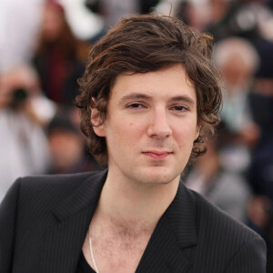 Vincent Lacoste - Photocall du film "Le temps d'aimer" lors du 76ème Festival International du Film de Cannes au Palais des Festivals à Cannes, France, le 21 mai 2023. © Jacovides-Moreau/Bestimage