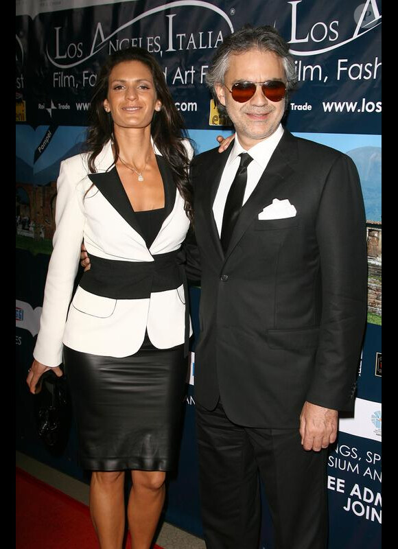 Andrea Bocelli et sa compagne Veronica Berti,  à la soirée d'ouverture du 5ème festival du film, de la mode et de l'art italien à Hollywood, le 1er mars 2010