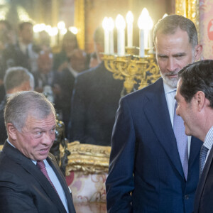 La reine Letizia d'Espagne, la reine Rania et le roi Abdallah II de Jordanie, le roi Felipe VI d'Espagne - Le couple royal de Jordanie reçu par le couple royal d'Espagne au palais royal de Madrid. Le 19 juin 2023 