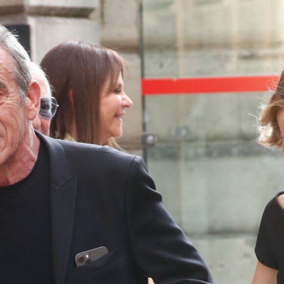 Exclusif - Thierry Ardisson et sa femme Audrey Crespo-Mara - Personnalités à la remise de décoration (Légion d'Honneur) à Arthur (Jacques Essebag) à la présidence du Sénat à Paris le 8 juin 2023.