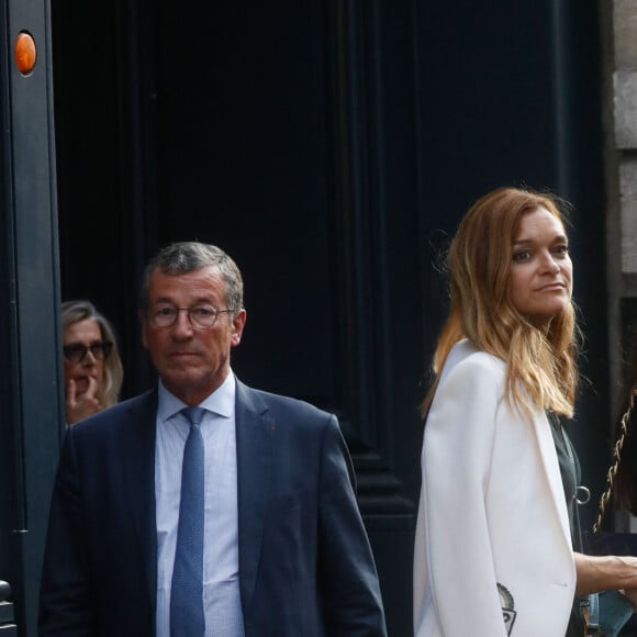 On a également pu compter sur la présence de Karine Le Marchand, Marie Drucker ou Rachida Dati. 
Exclusif - Mareva Galanter, et Celia Jourdheuil - Personnalités à la remise de décoration (Légion d'Honneur) à Arthur (Jacques Essebag) à la présidence du Sénat à Paris le 8 juin 2023.