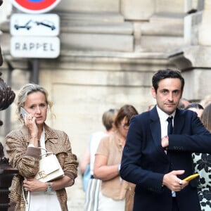 Exclusif - Camille Combal et Caroline Roux - Personnalités à la remise de décoration (Légion d'Honneur) à Arthur (Jacques Essebag) à la présidence du Sénat à Paris le 8 juin 2023.