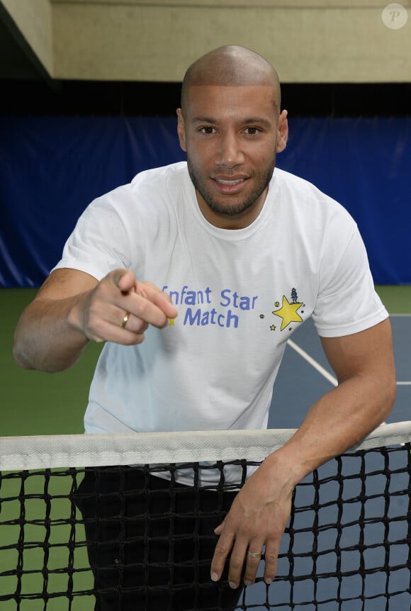 Xavier Delarue au tennis club de Paris pour l'association "Enfant, Star & Match", le 11 avril 2016. © Coadic Guirec/Bestimage