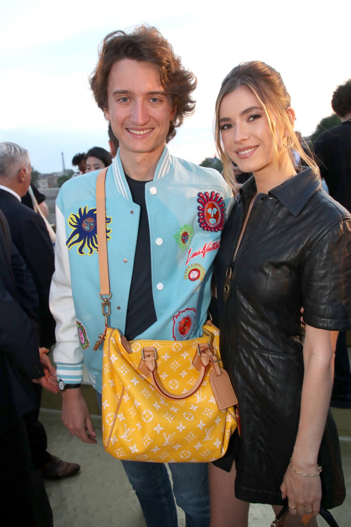 Photo : Jean Arnault et sa compagne Zita d'Hauteville posent lors de la  remise du prix littéraire La Closerie des Lilas à la Closerie des Lilas à  Paris, le 18 avril 2023. - Purepeople