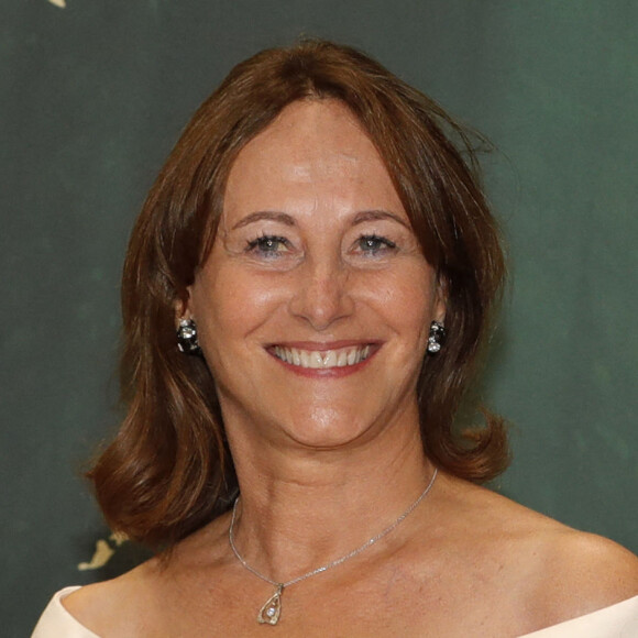 Ségolène Royal - Cérémonie de Remise des Prix de la Fondation Prince Albert II de Monaco, au Grimaldi Forum, à Monaco, le 29 octobre 2021. Cette cérémonie récompense des personnalités et organisations pour leur ardent engagement en faveur de la préservation de la santé planétaire. Cet événement marque le 15ème anniversaire de la Fondation prince Albert II de Monaco. © Claudia Albuquerque/Bestimage  Prize-giving ceremony of the Prince Albert II of Monaco Foundation, at the Grimaldi Forum, in Monaco, on October 29, 2021. This ceremony rewards personalities and organizations for their ardent commitment in favor of the preservation of planetary health 