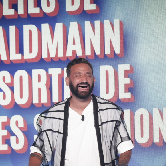 Exclusif - Cyril Hanouna sur le plateau de l'émission TPMP (Touche Pas à Mon Poste) présentée par C.Hanouna et diffusée en direct sur C8 à Paris, France, le 31 mai 2023. © Jack Tribeca/Bestimage