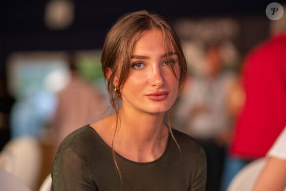 Exclusif - Mathilde Pinault dans l'Espace VIP lors de la 9ème édition du "Longines Paris Eiffel Jumping" au Champ de Mars à Paris, France, le 24 juin 2024. © Perusseau-Veeren/Bestimage 