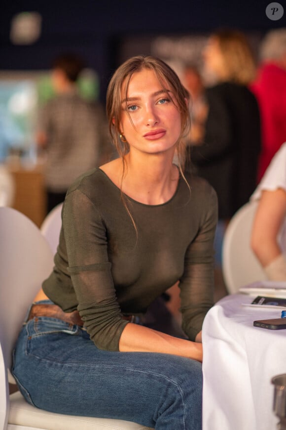 Exclusif - Mathilde Pinault dans l'Espace VIP lors de la 9ème édition du "Longines Paris Eiffel Jumping" au Champ de Mars à Paris, France, le 24 juin 2024. © Perusseau-Veeren/Bestimage