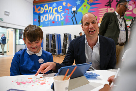 Le prince William, prince de Galles lors d'une visite à l'école primaire Maindee à Newport, Royaume Uni, le 26 juin 2023.