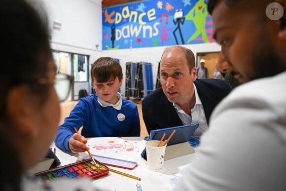 Le prince William, prince de Galles lors d'une visite à l'école primaire Maindee à Newport, Royaume Uni, le 26 juin 2023.