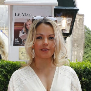 Séverine Ferrer - Soirée "L'Art de Vivre Paris" au Deux Magots à Paris le 26 juin 2023. C. Mathivat (Présidente des Deux Magots) a eu le plaisir de célébrer "L'art sous toute ses formes" avec; -La littérature, avec la sélection littéraire de l'été (dédicaces d'auteurs) -La photographie, avec le vernissage des oeuvre "paris" de N. Aliagas -La mode, avec un défilé exceptionnel du couturier J. Blin -La gastronomie, avec nos meilleurs animations culinaires -La musique, avec orchestre et chanteuses © Marc Ausset-Lacroix/Bestimage