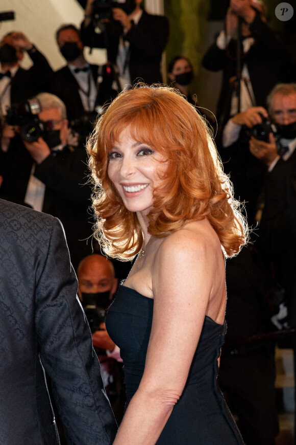 Mylène Farmer - Montée des marches du film " Flag Day" lors du 74ème Festival International du Film de Cannes. Le 10 juillet 2021 © Borde-Jacovides-Moreau / Bestimage 