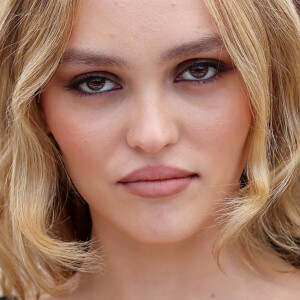 Lily Rose-Depp au photocall de "The Idol" lors du 76ème Festival International du Film de Cannes, le 23 mai 2023. © Jacovides / Moreau / Bestimage