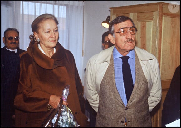 Archives - Lino Ventura et sa femme Odette - Manifestation pour la fondation "Perce-neige" en 1984.
