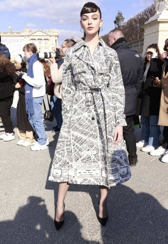 Deva Cassel - Arrivées au défilé de mode prêt-à-porter automne-hiver 2023/2024 "Christian Dior" lors de la Fashion Week de Paris. Le 28 février 2023 © Christophe Aubert via Bestimage 