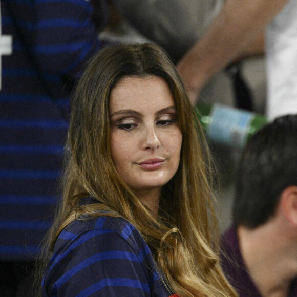 Loris Hugo (FRA) et sa femme Marine Lloris en tribunes lors du match du groupe D opposant la France au Danemark lors de la coupe du Monde au stade 974 à Doha au Qatar, le 26 novembre 2022. © Jean-Baptiste Autissier/Panoramic/Bestimage 