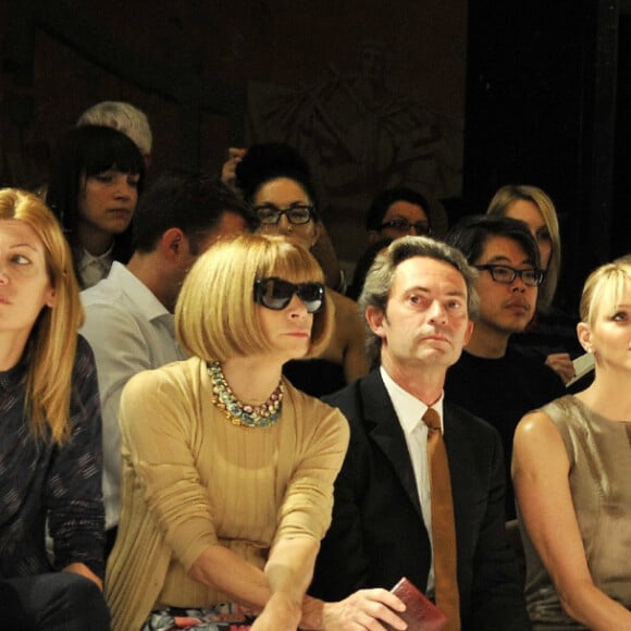 Anna Wintour et la princesse Charlene de Monaco au défilé de mode Akris à Paris en 2012