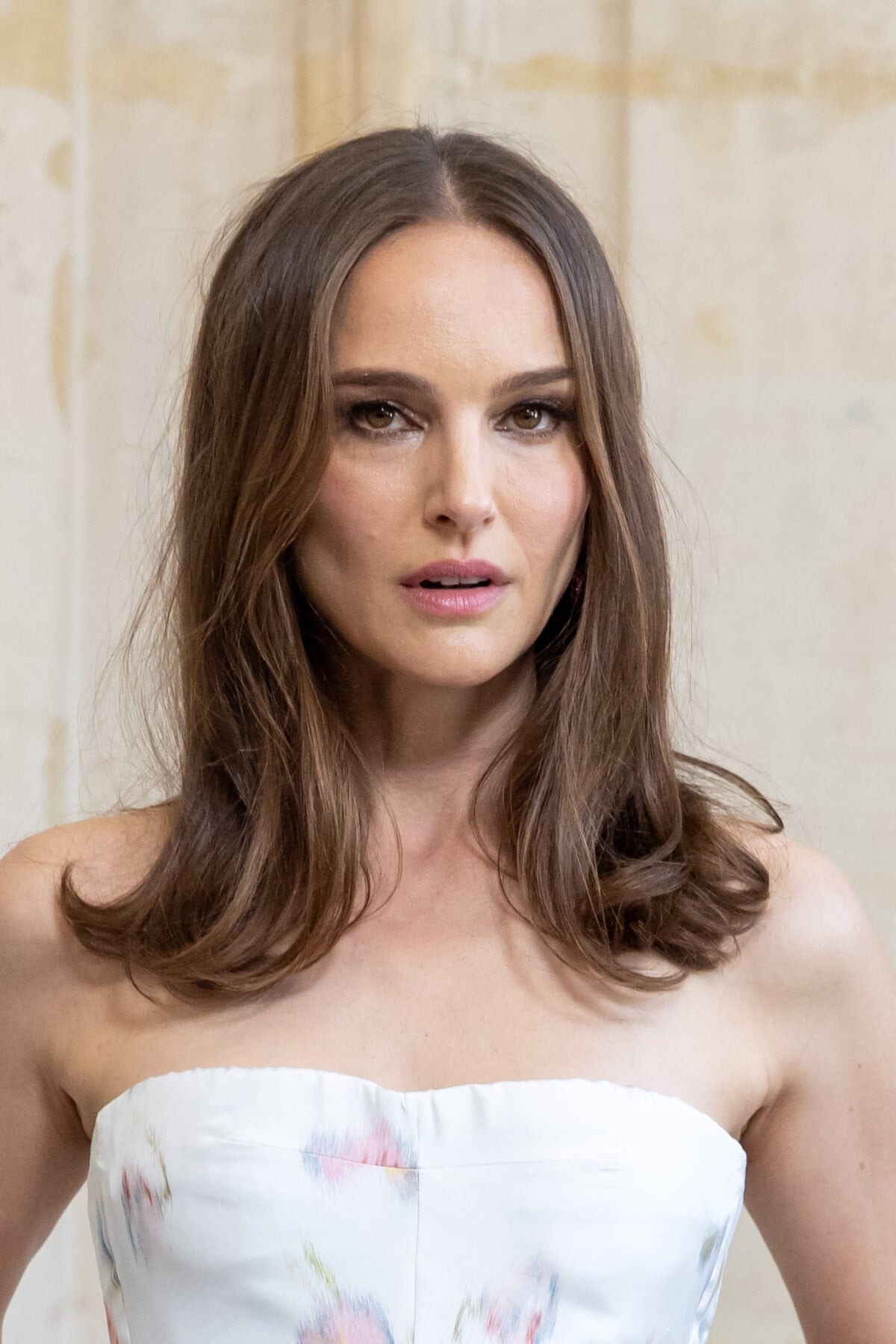 Photo Natalie Portman People Au D fil De Mode Automne hiver 2024 Photo Natalie Portman People Au D fil De Mode Automne hiver 2024