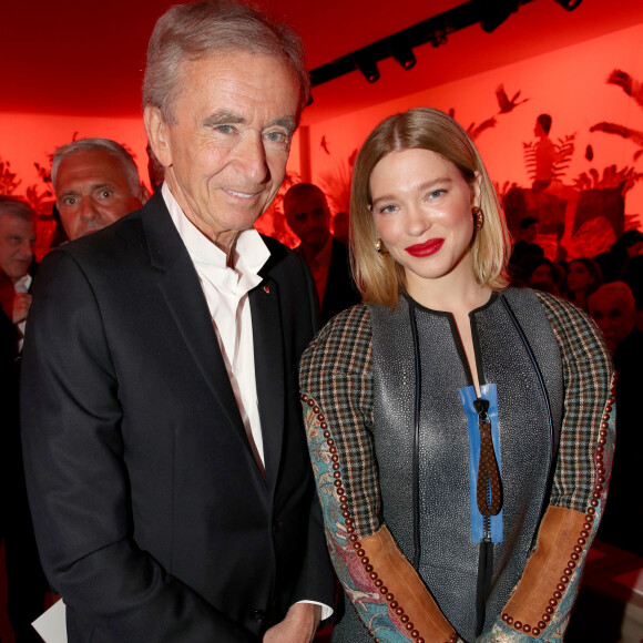 Bernard Arnault et Léa Seydoux au défilé de mode Christian Dior collection Haute Couture Automne/Hiver 2023/24 lors de la Fashion Week de Paris (PFW), à Paris, France, le 3 juillet 2023. © Borde-Rindoff/Bestimage 