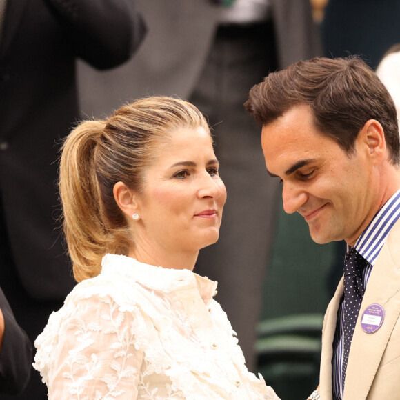 Roger Federer et sa femme Mirka dans les tribunes lors du tournoi de Wimbledon 2023 au All England Lawn Tennis and Croquet Club de Londres, Royaume Uni, le 4 juillet 2023.