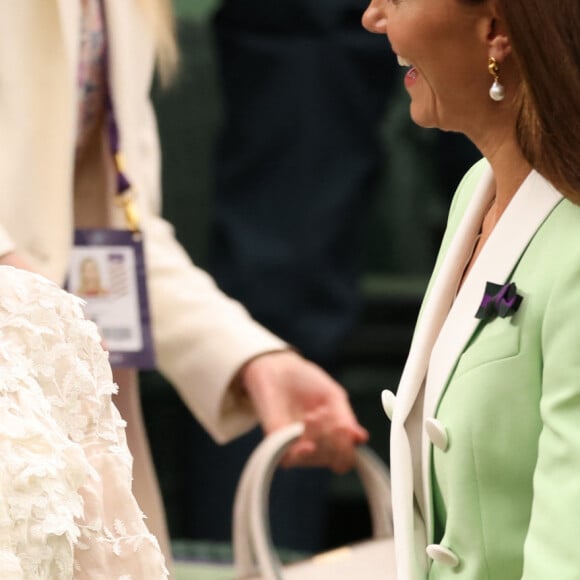 Catherine (Kate) Middleton, princesse de Galles et Mirka Federer dans les tribunes lors du tournoi de Wimbledon 2023 au All England Lawn Tennis and Croquet Club de Londres, Royaume Uni, le 4 juillet 2023.