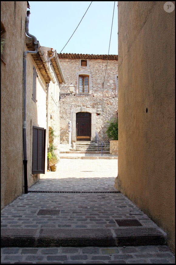 Le village du plan de la Tour, dans le Var, où Johnny Depp et Vanessa Paradis ont acheté un hameau