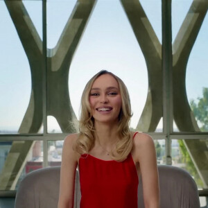 Qu'en pensez-vous ?
Lily-Rose Depp interviewée à propos de la série "The Idol" (HBO), le 2 juin 2023. 