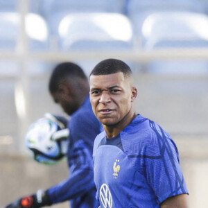 Le journaliste de 75 ans a tenu à donner son avis sur la réaction de Kylian Mbappé
 
Kylian Mbappé lors du match UEFA de qualification du groupe B à l'Euro 2024 opposant Gibraltar à la France au stade de l'Algarve à Faro-Loulé, Portigal, le 16 juin 2023. La France a gagné 3-0. © Atlantico/Panoramic/Bestimage